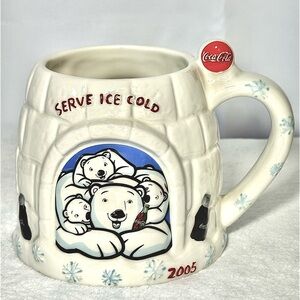Coca-Cola 2005 Igloo Shaped Mug with Polar Bears Large